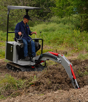 CRAWLER BACKHOE W/8' BUCKET TS8100